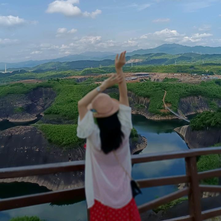 粉黛玉儿