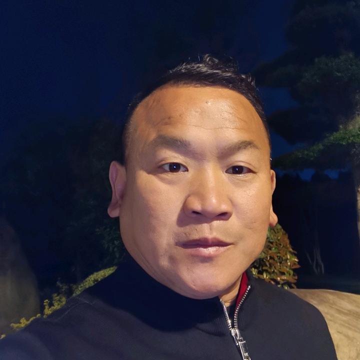 四万亩开发公司