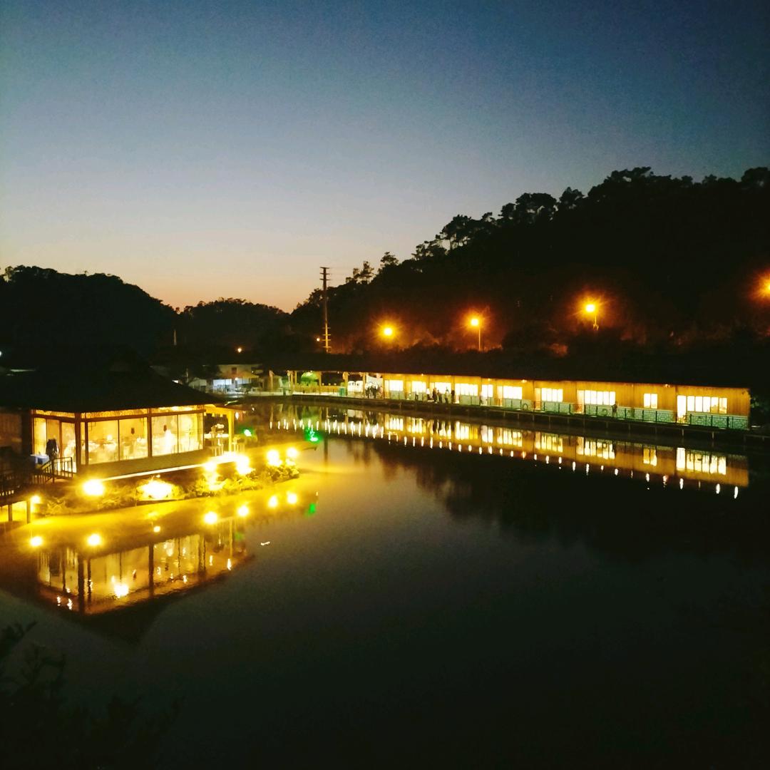 潜山酒经烤场大排档
