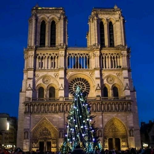 巴黎圣母院