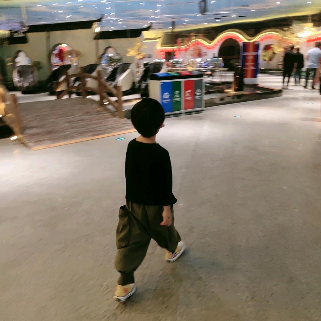 硕_242983930