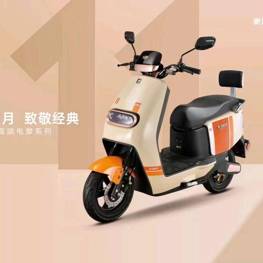 曹彬彬
