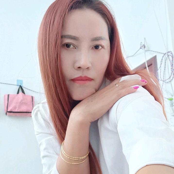 看不到的伤痛得眼睛流血