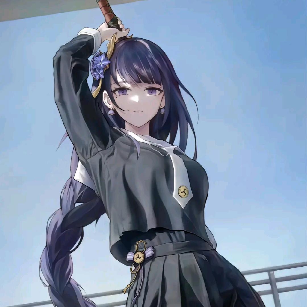 莫黎.