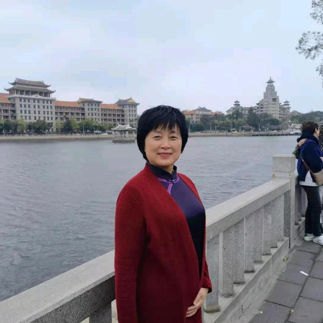 秀熙子