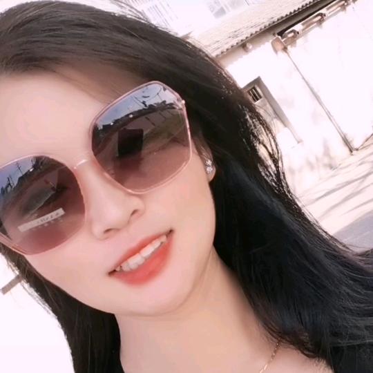 农村小姑娘
