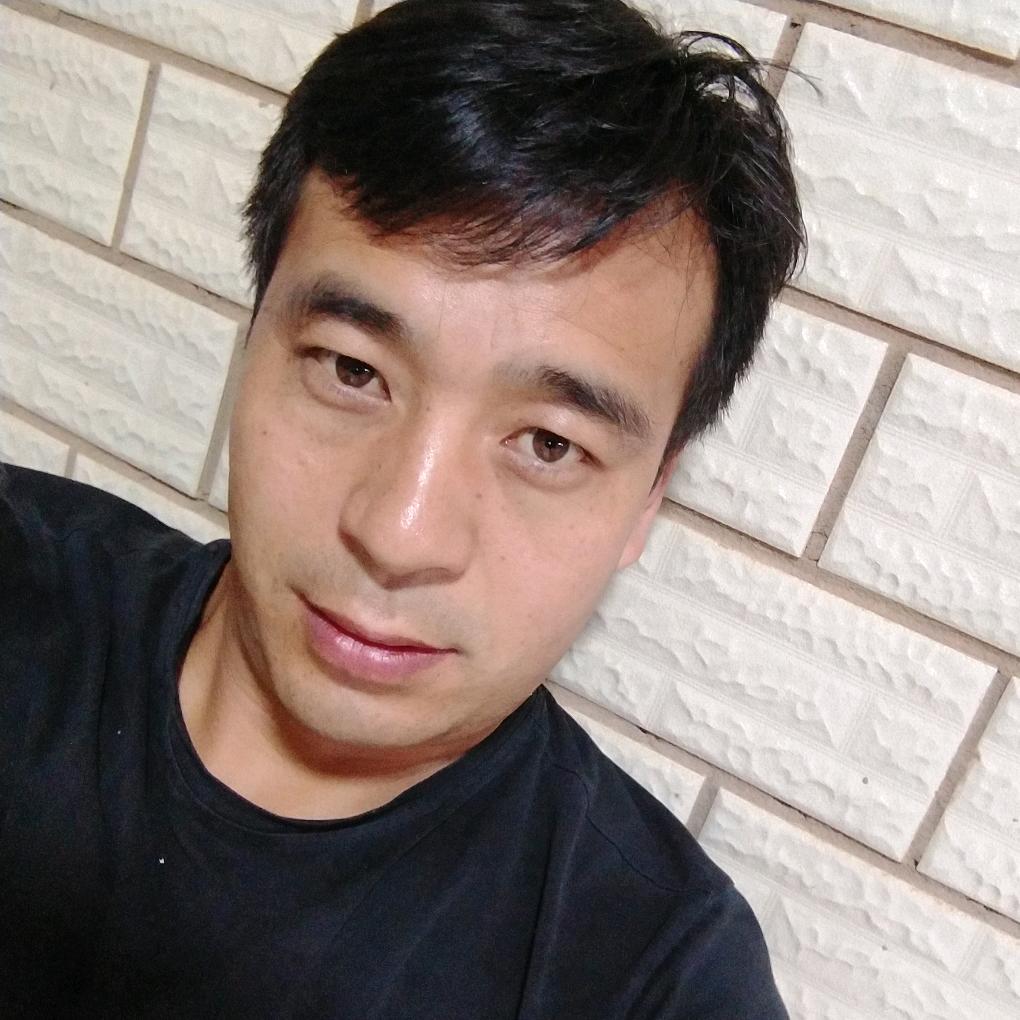 多情小2哥