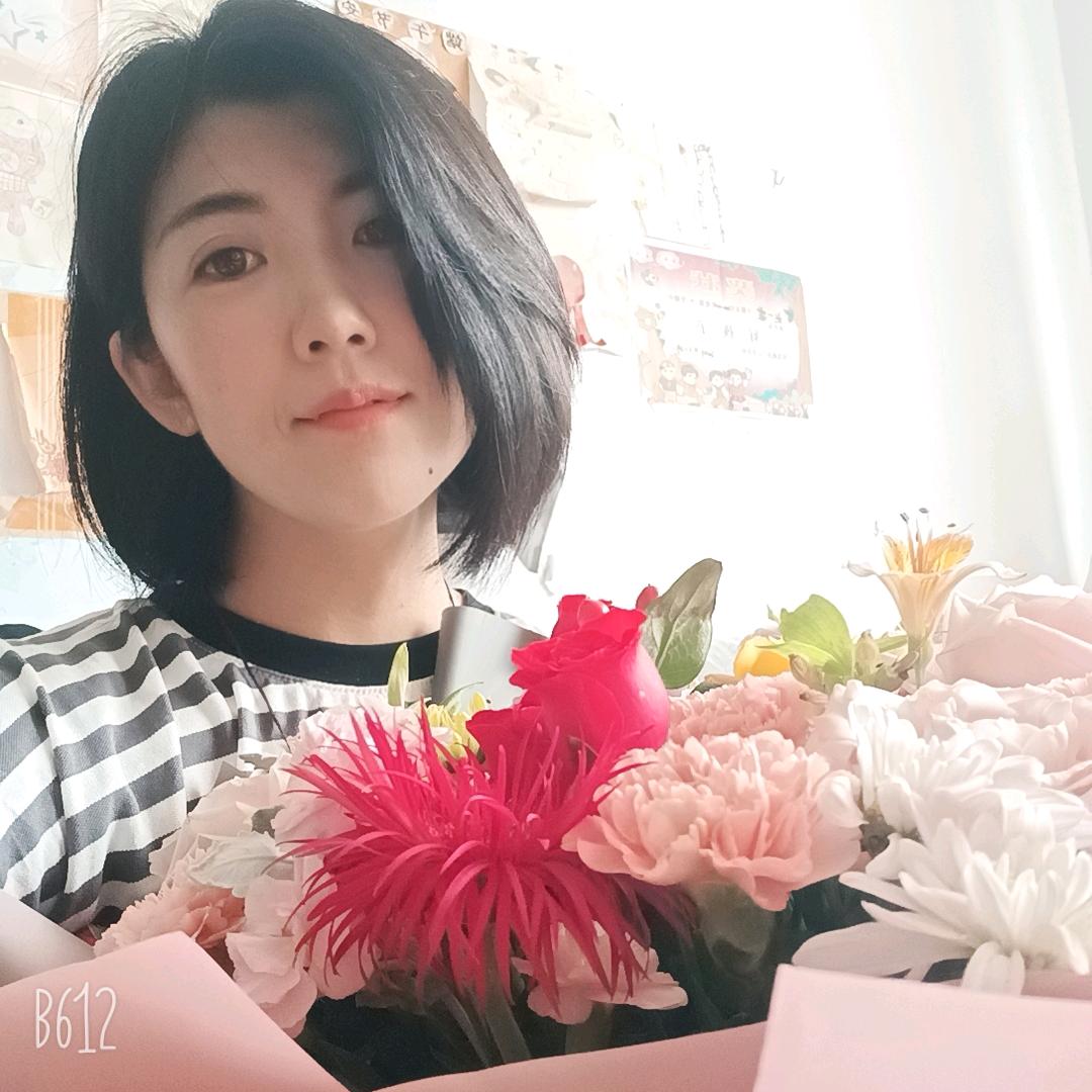 初见韩版女装孙敏