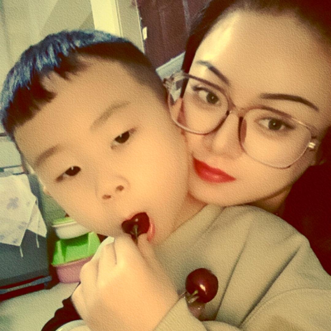 赵婧