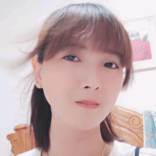 努力卖奶粉的老阿姨