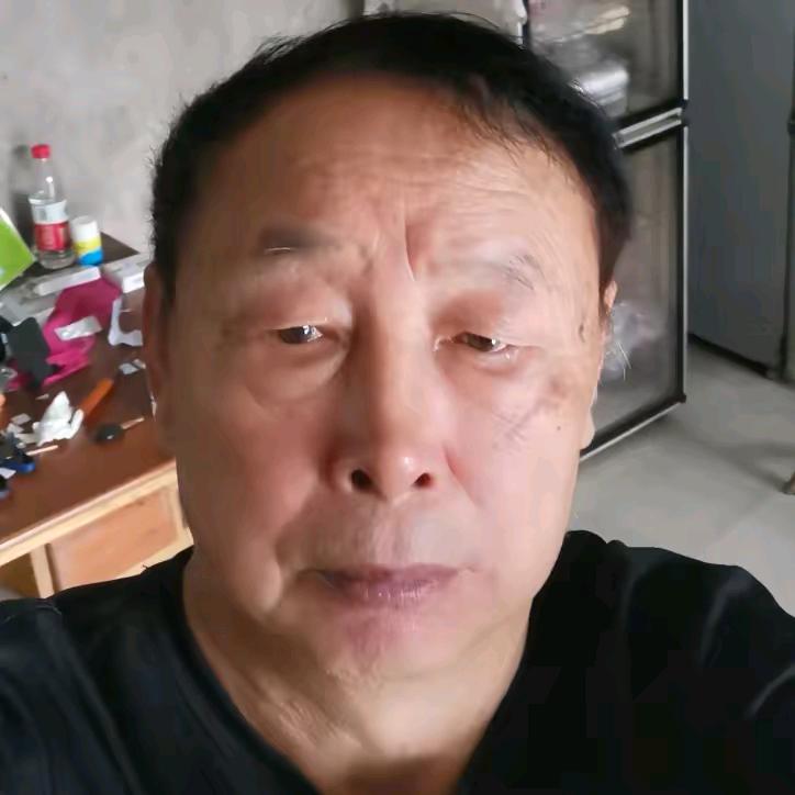 杨师小号(大号下午13点十分)开播