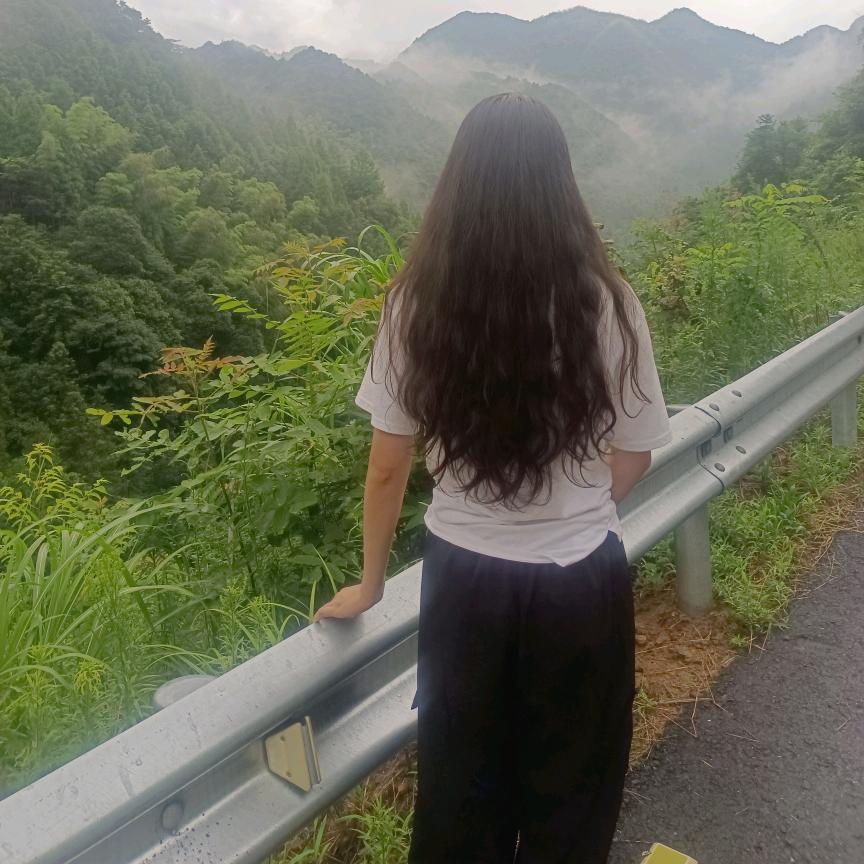 陆尤
