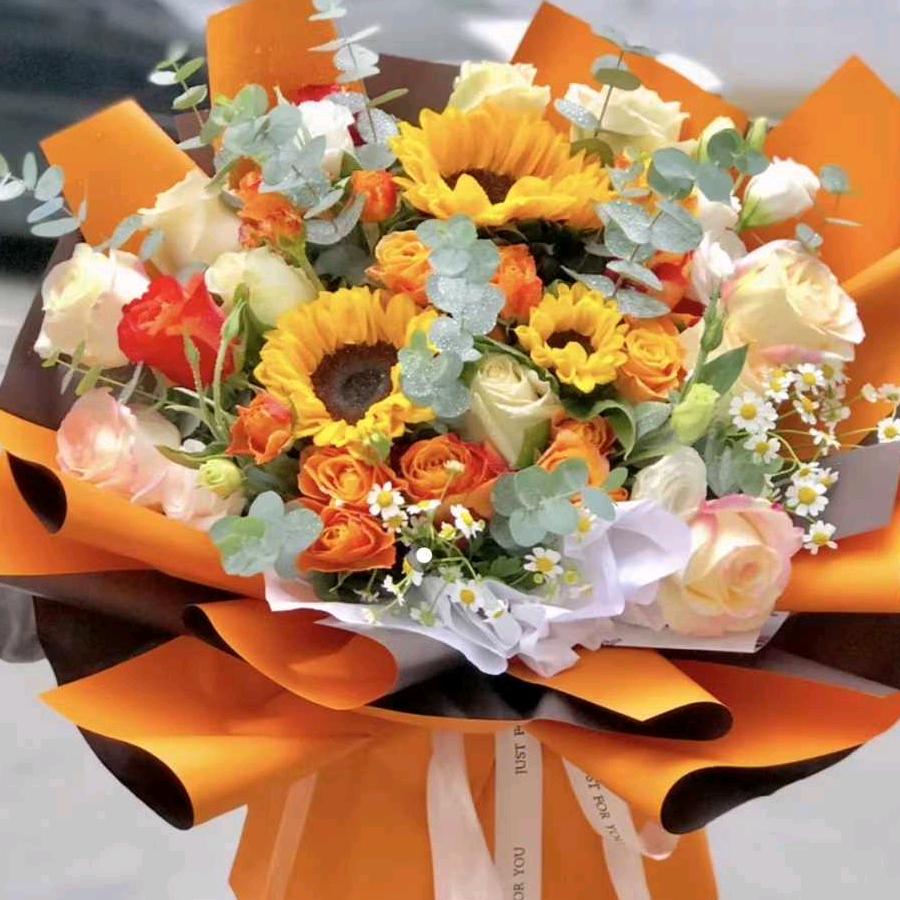 胶州市红房子鲜花店