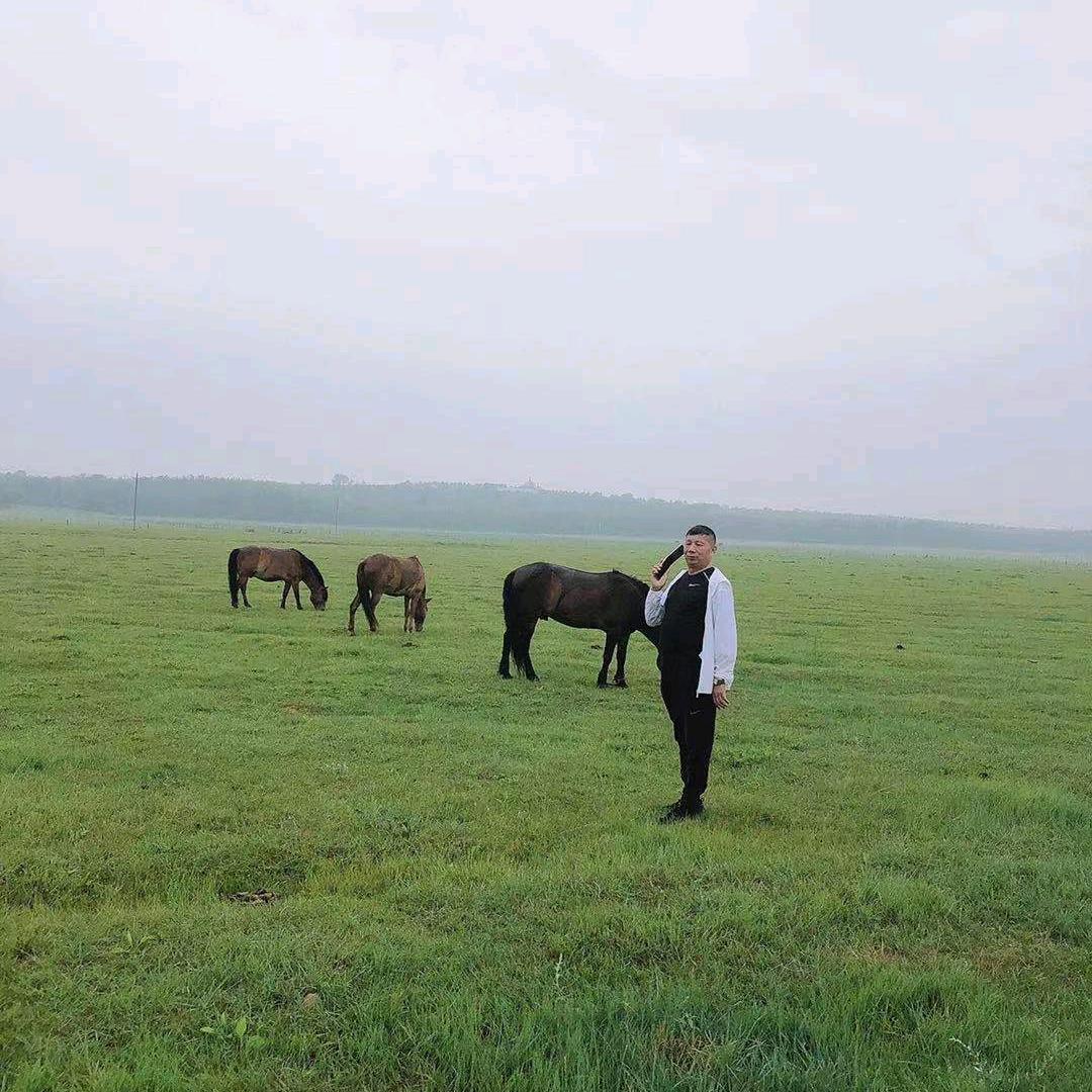 爱吃的旭旭子_