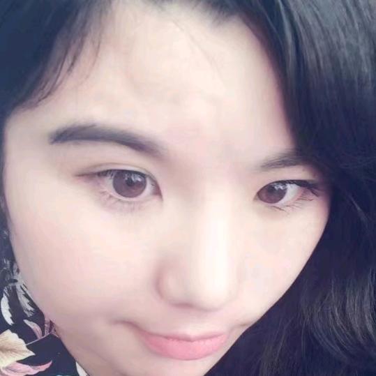 幸福一家人 吴佩桐