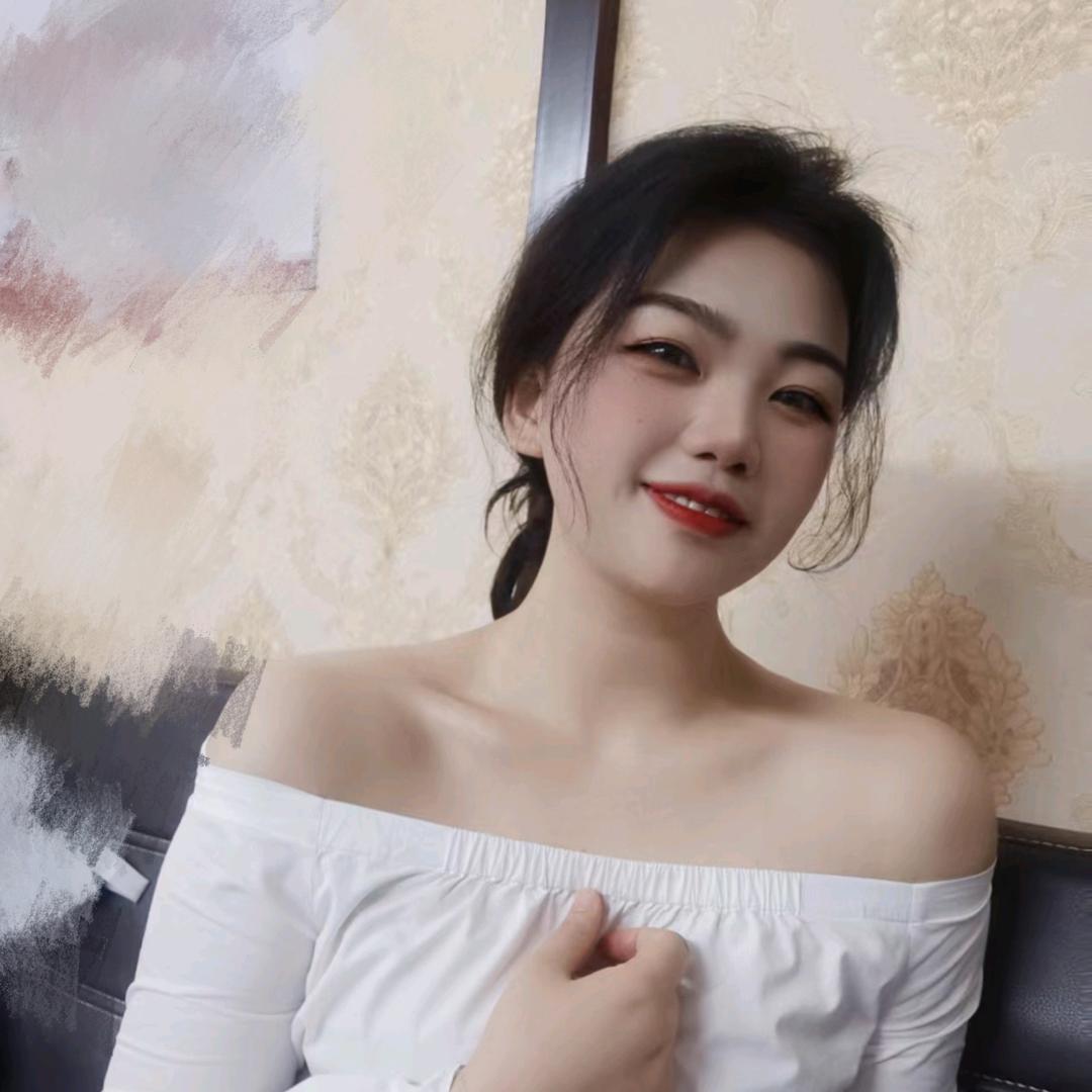 差一点是美女..
