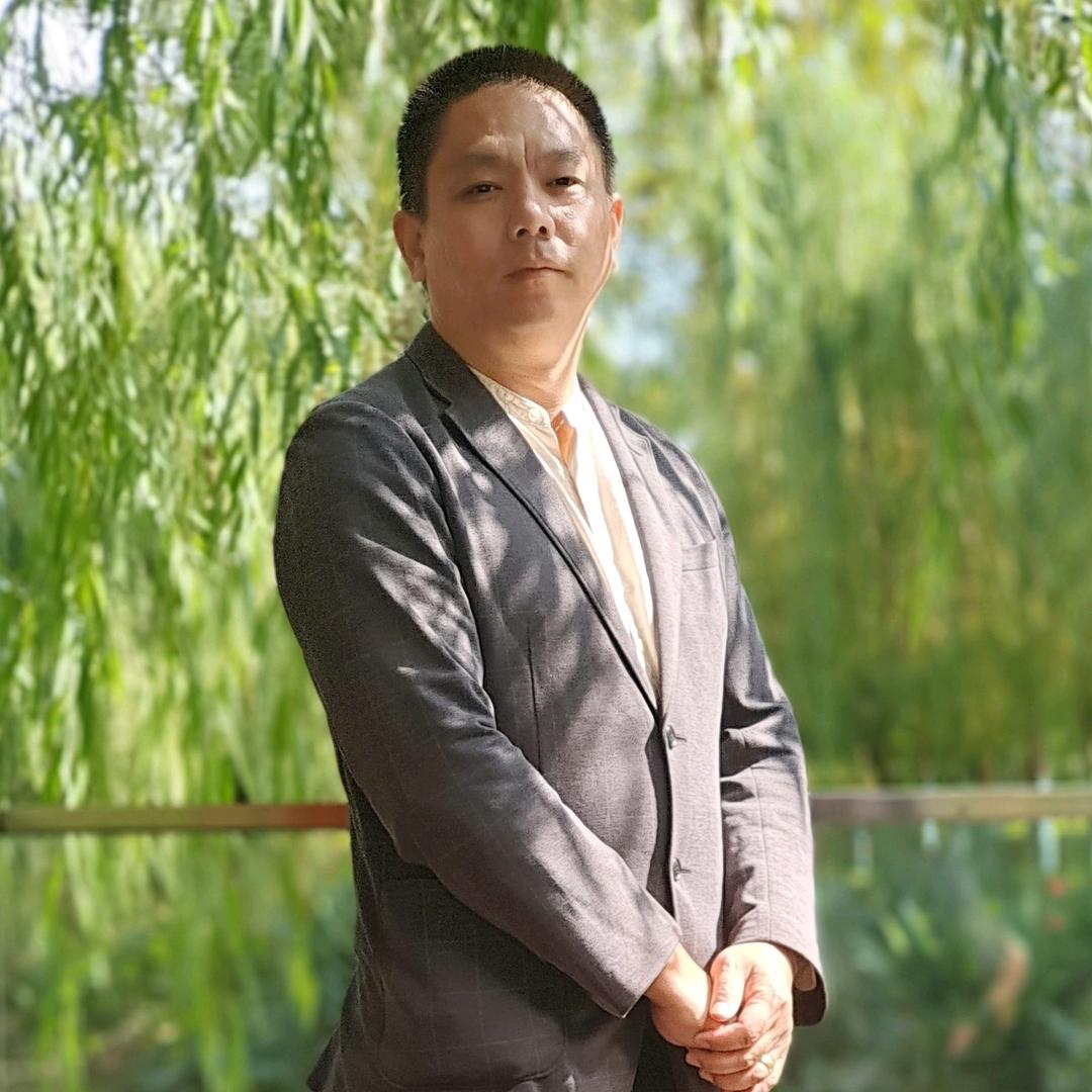 胡勇 （景里酒馆江心洲店）