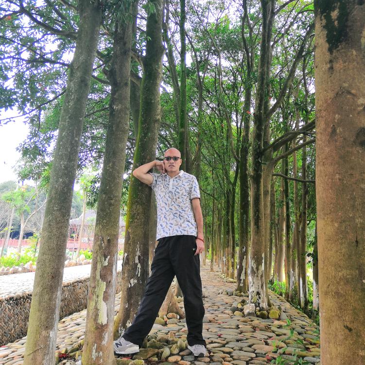 曳舞兴（康子舞团）