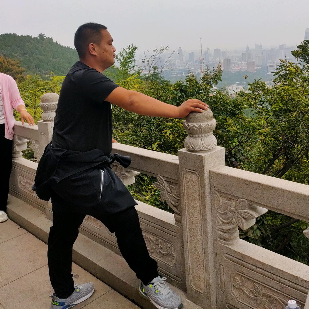 小磊