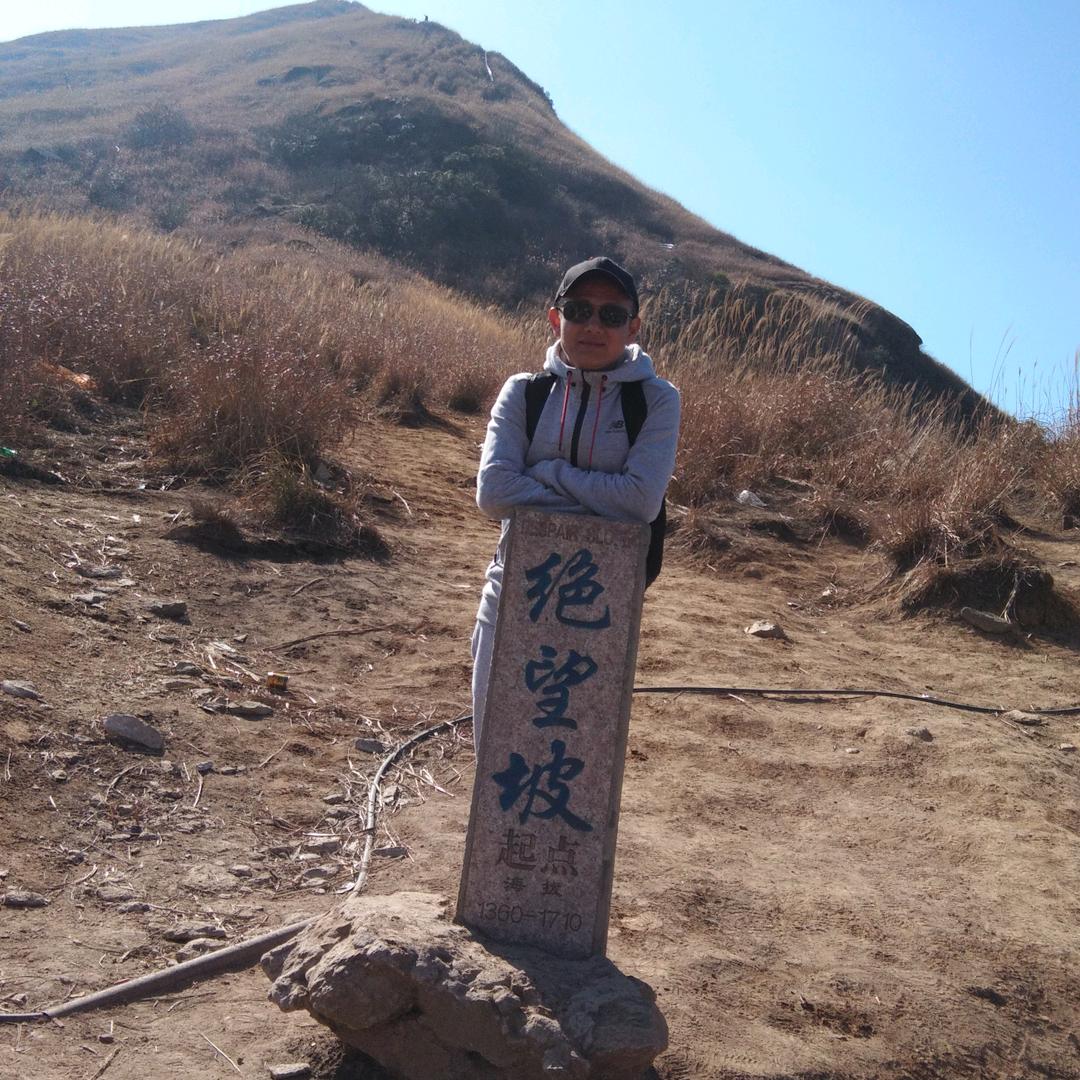 刘江