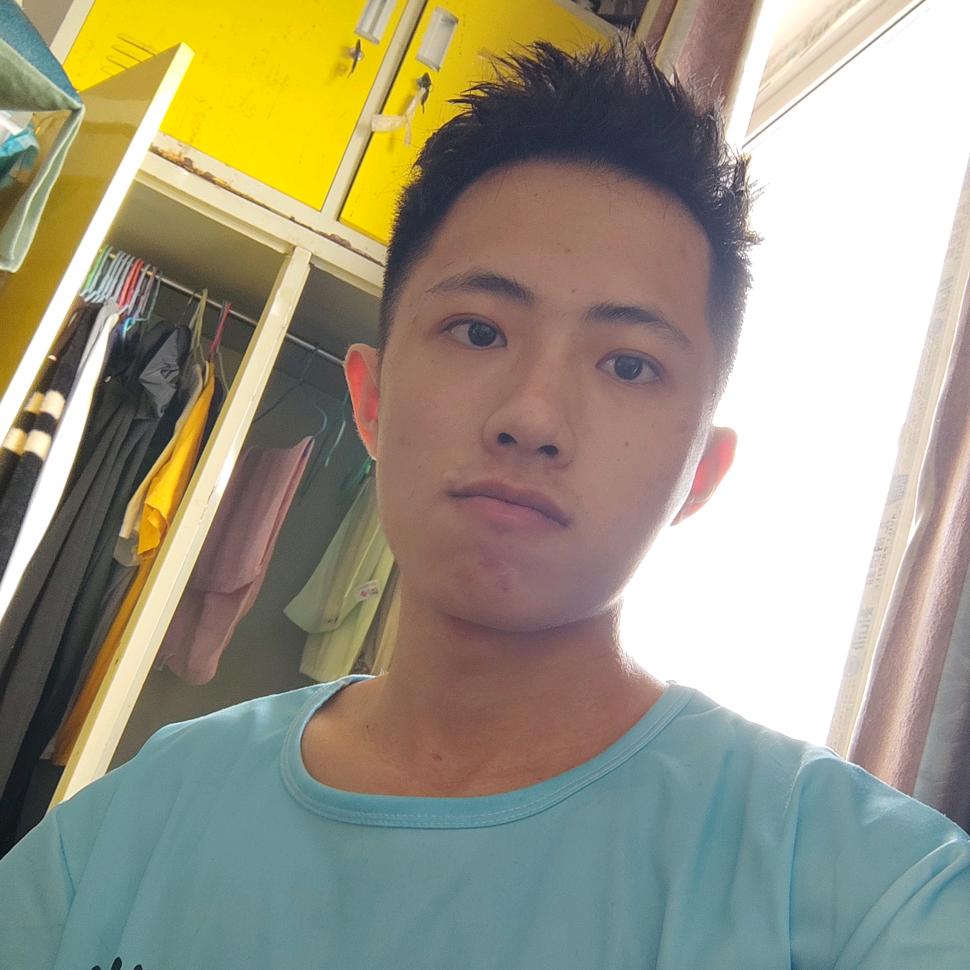 许多鱼☀️（悄悄发展版）