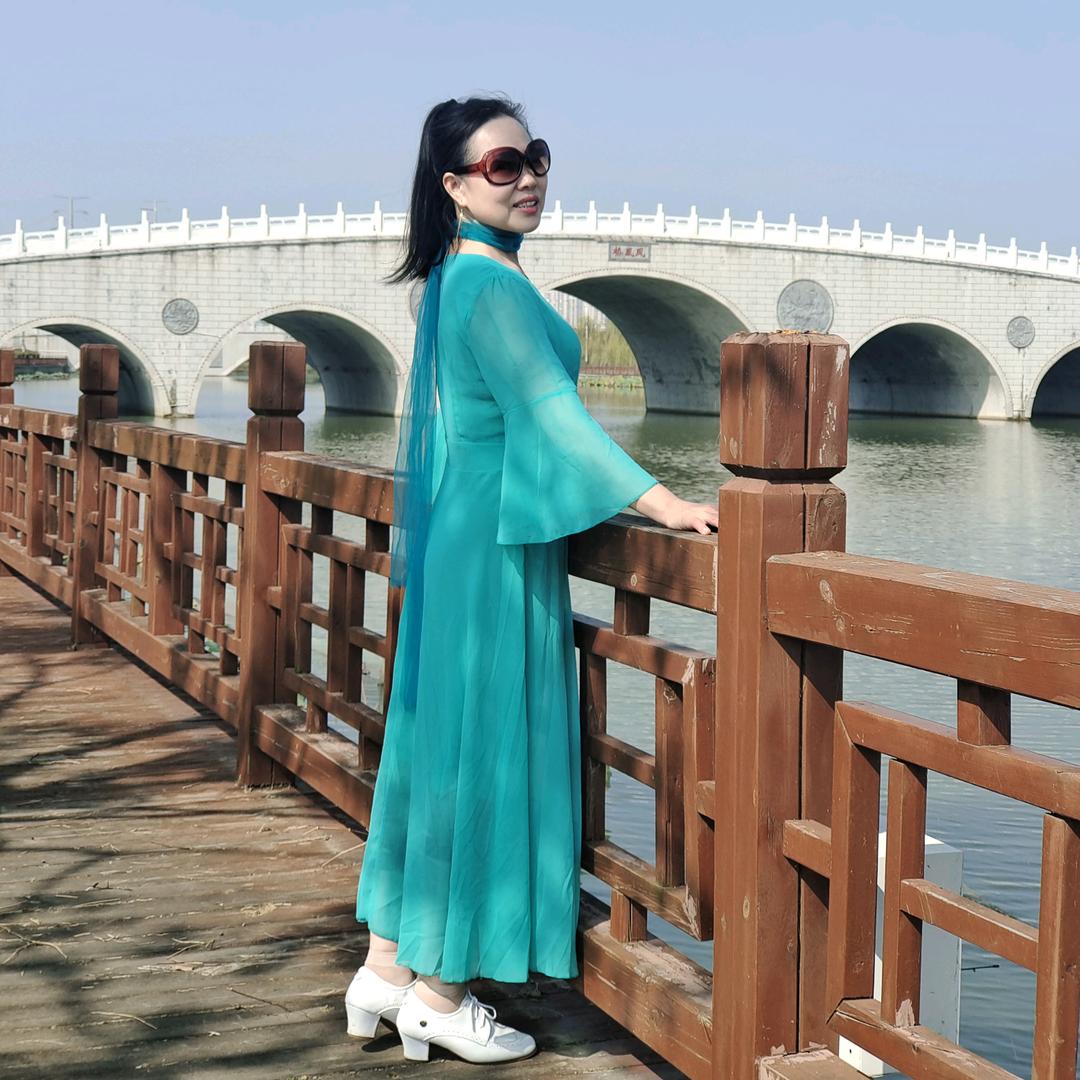 惠质兰心