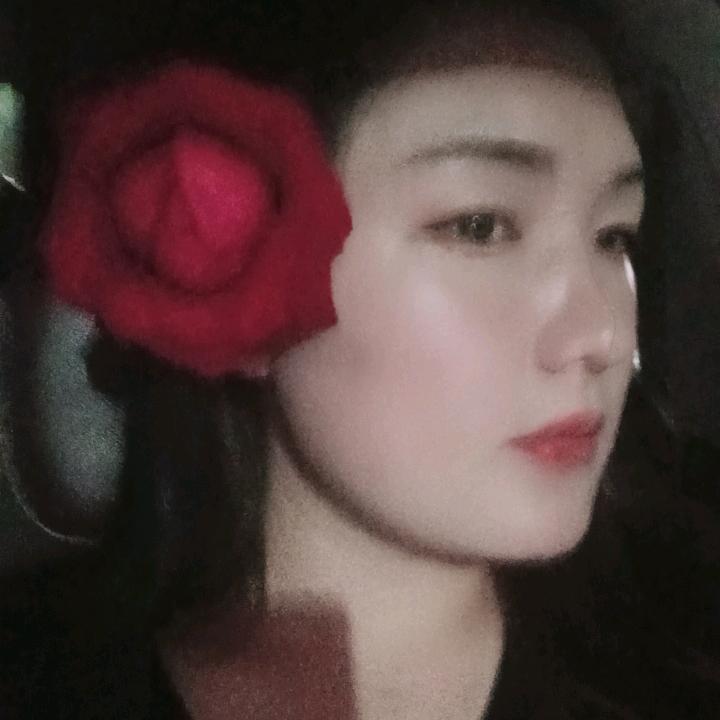 丽江纳西花花