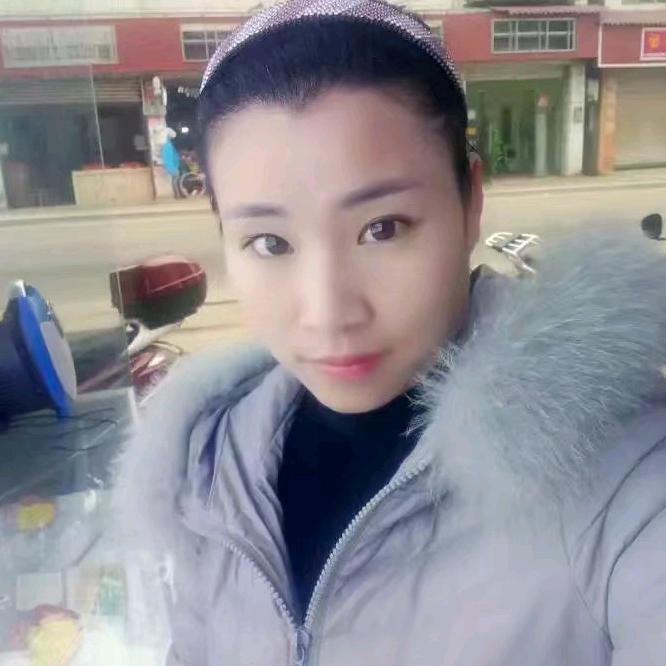 小霞