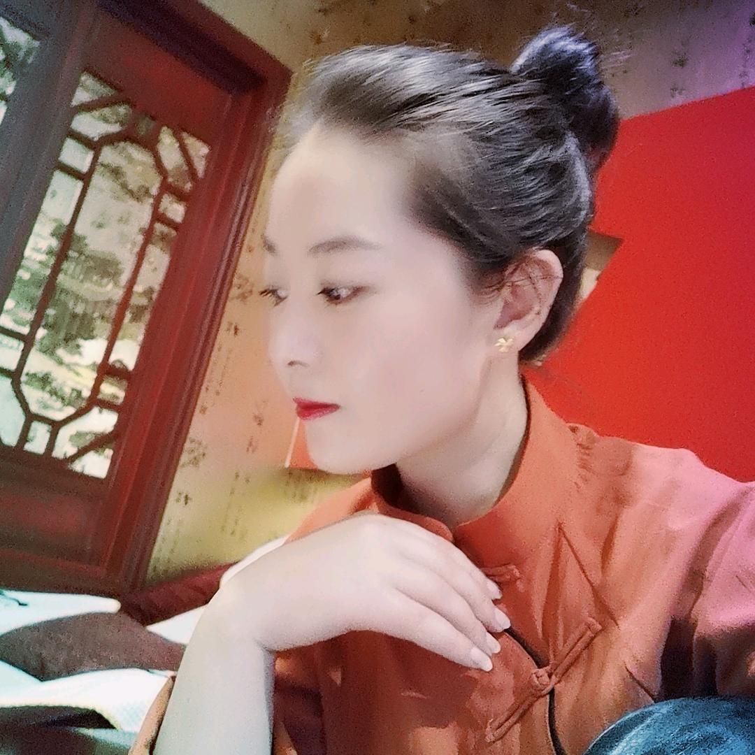 古月