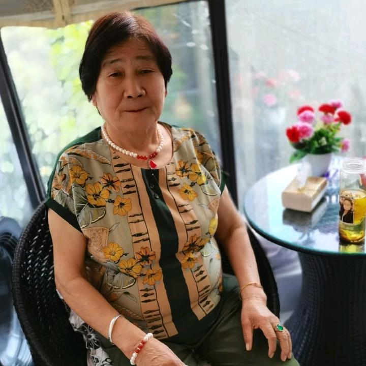 爱拍视频的美女