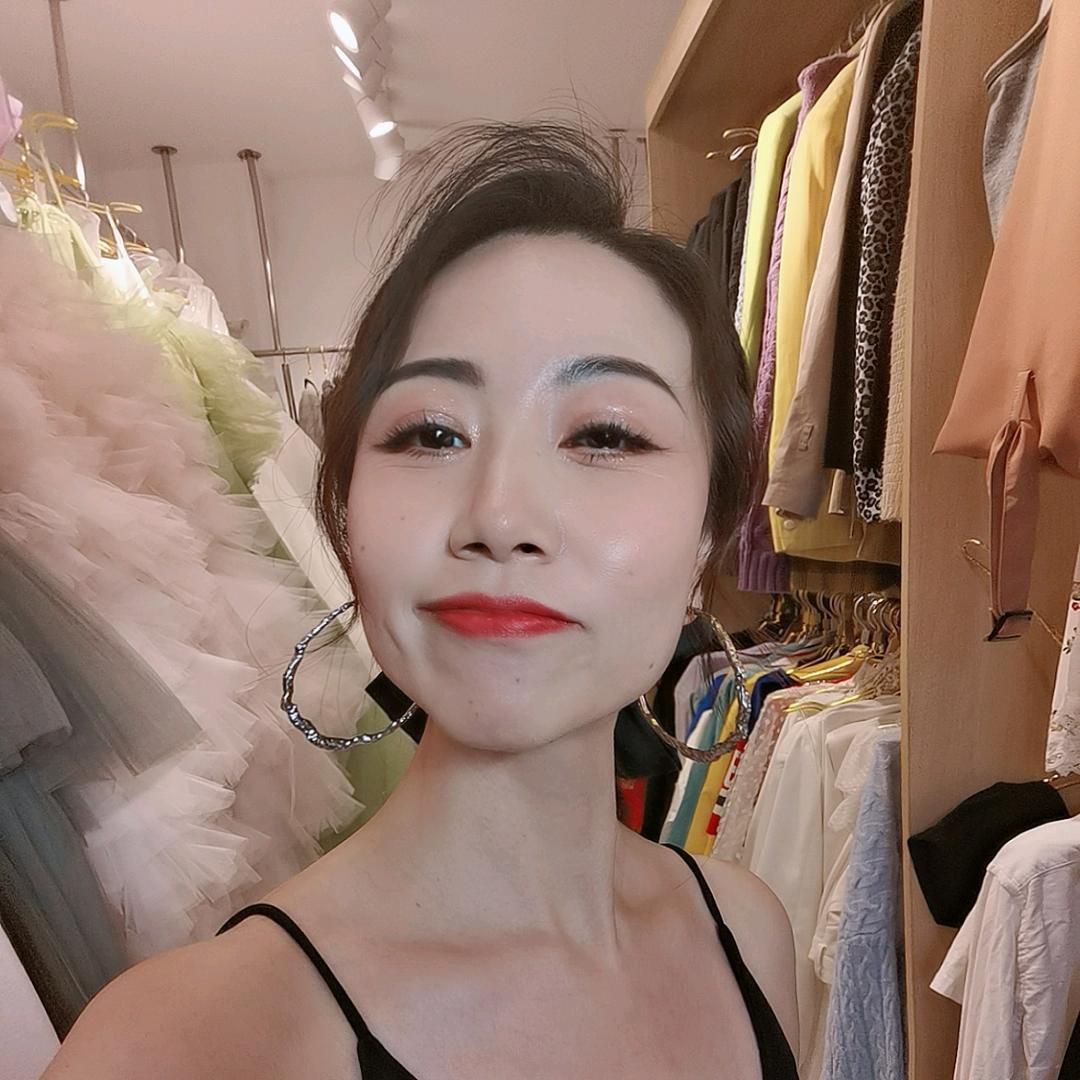 逐渐清醒王多金