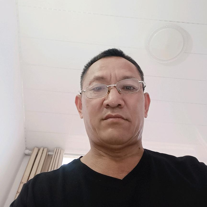 潘先生