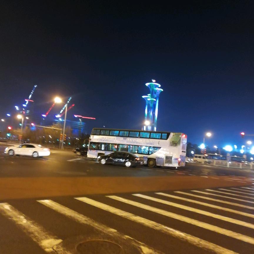 隔壁王哥