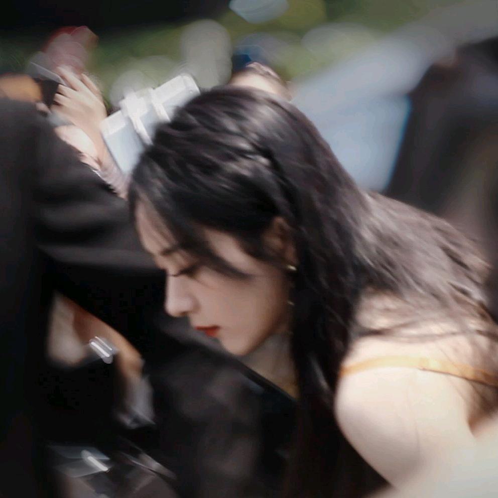 痛苦糙米仁Yveii