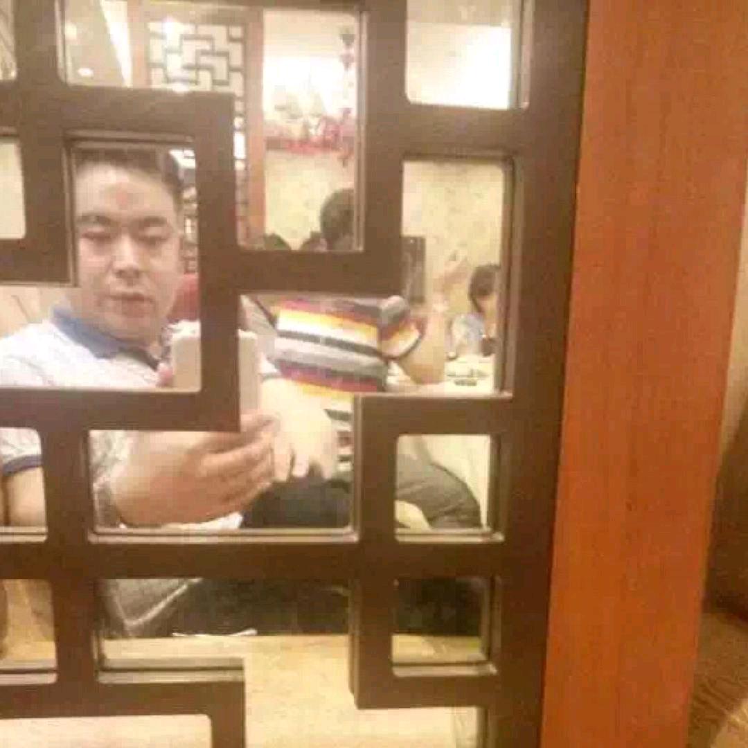 一笑而过@