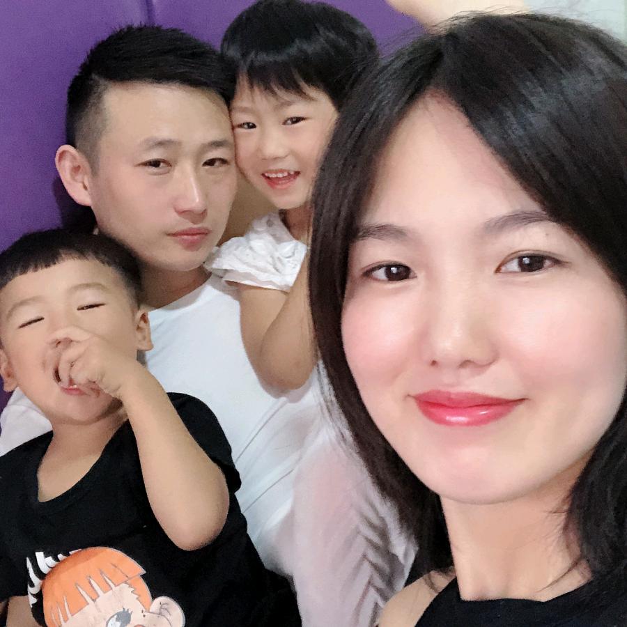 瑞瑞航航