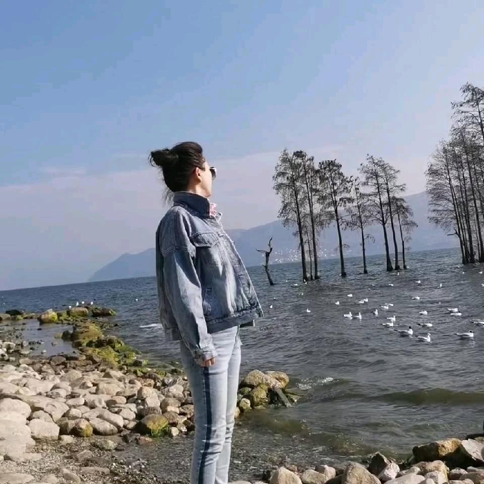 欢声笑语