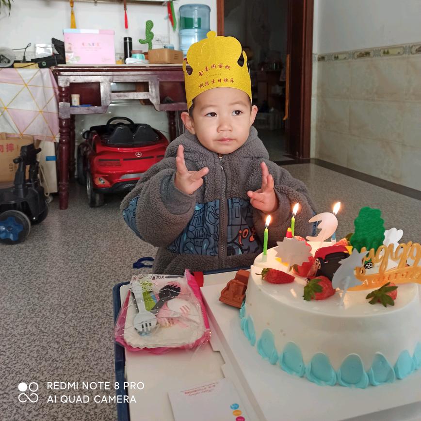 小小雷