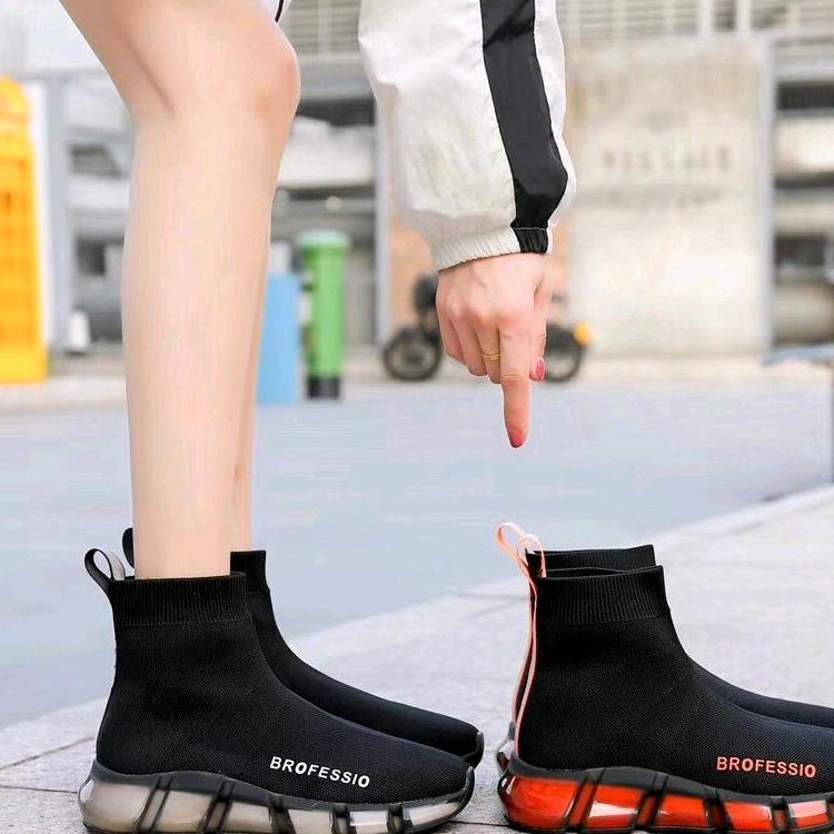 武进区嘉泽欧典服装店