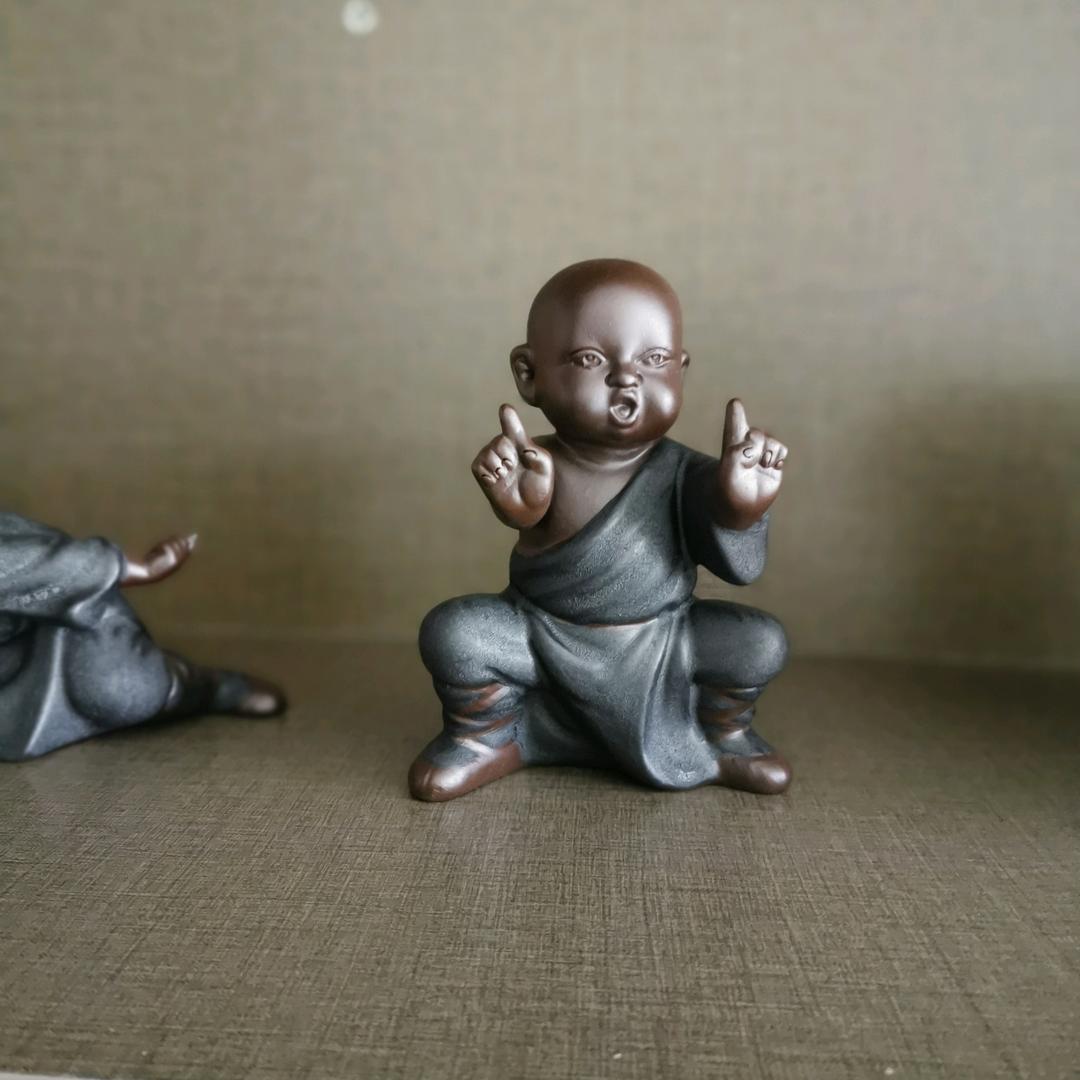 王磊