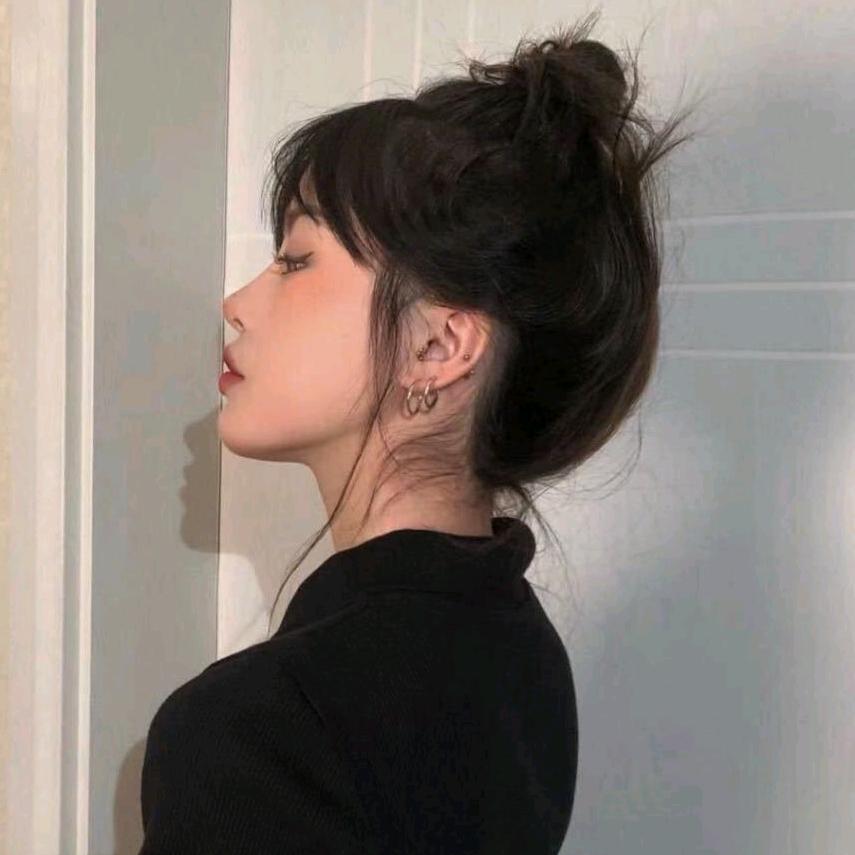 Lcy女孩