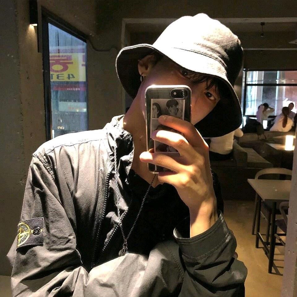 威达优服饰