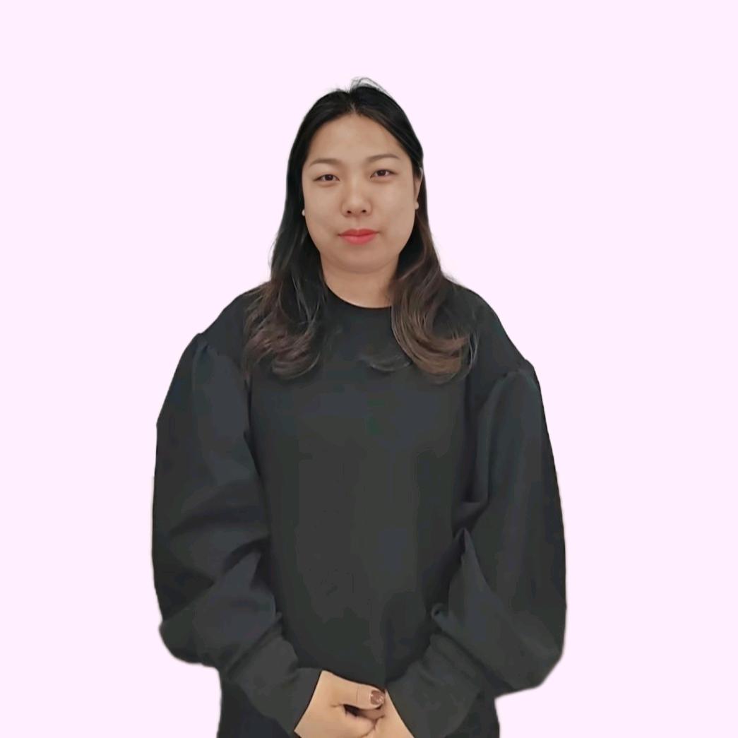 秀山兴渝房产小曼