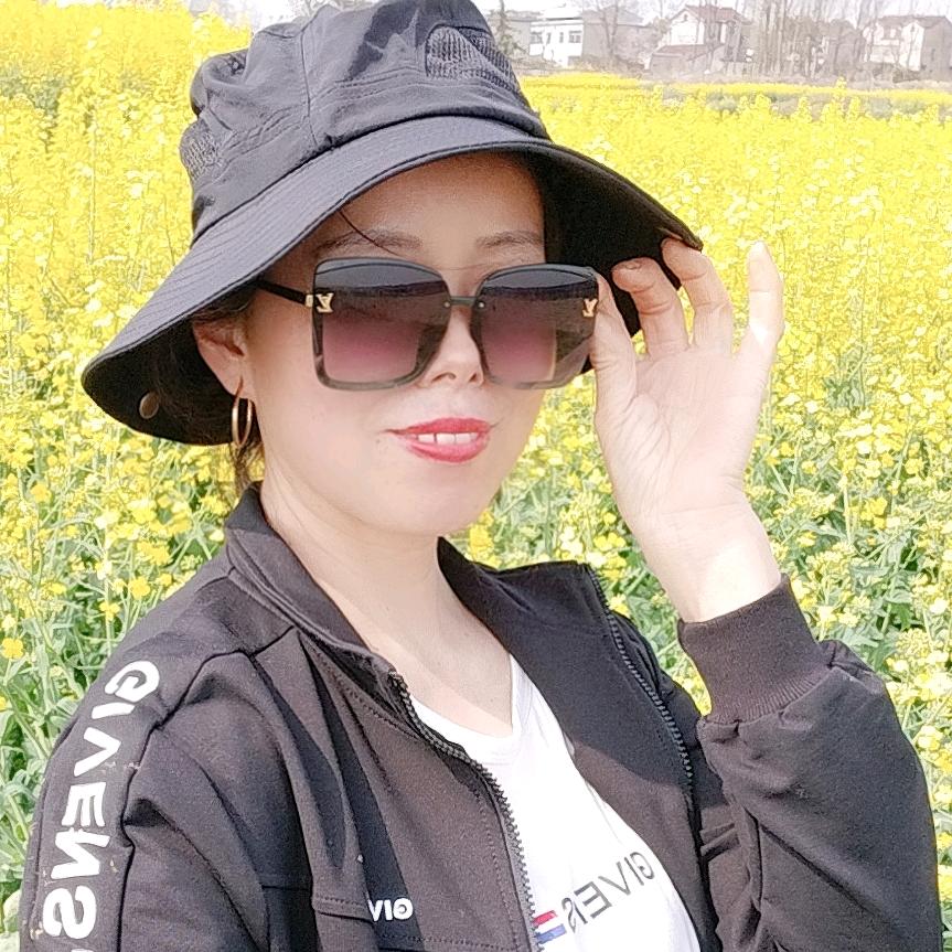 老王隔壁的傻婆娘