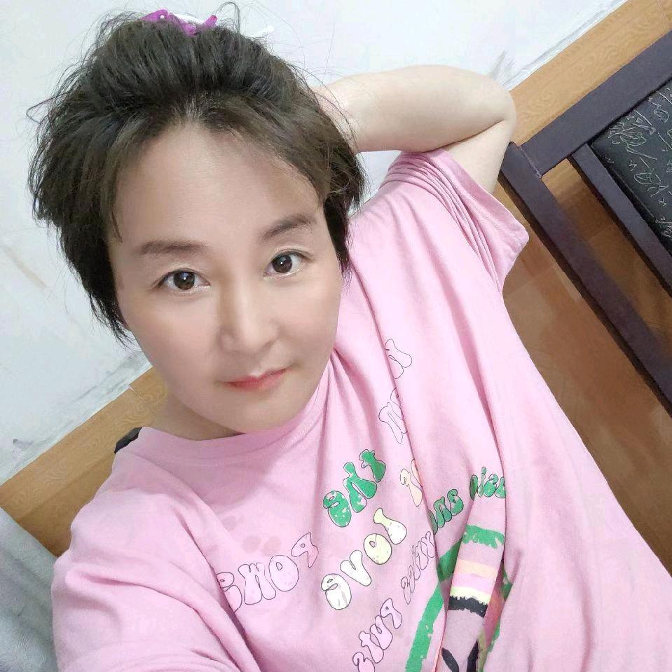 卷馍阿姨