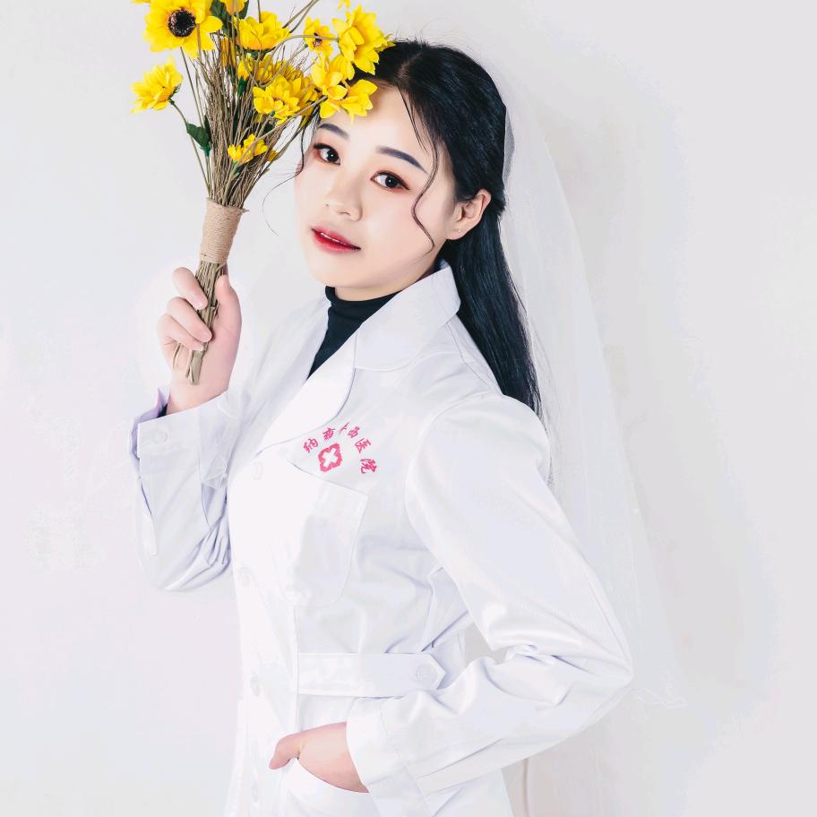 (护士）雪儿
