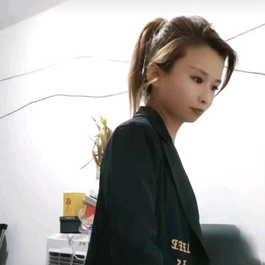 米粒~姐姐🔥(拒绝连续点赞）