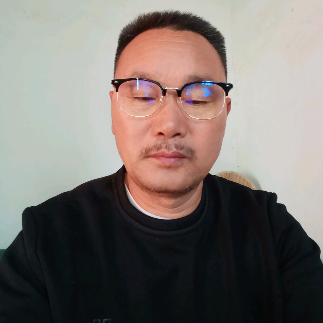镇上乐哥