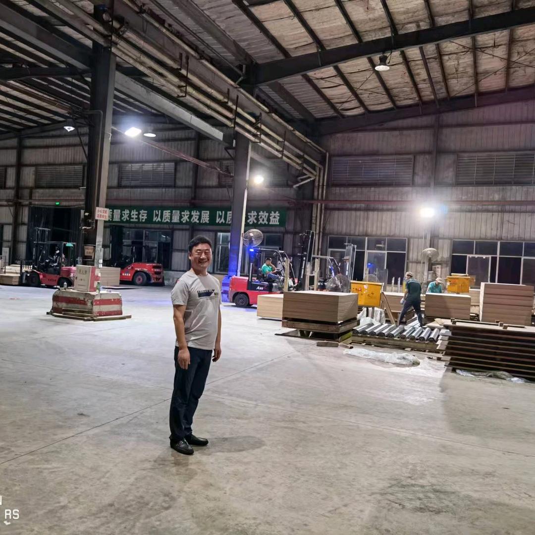 广湘木业李汉华