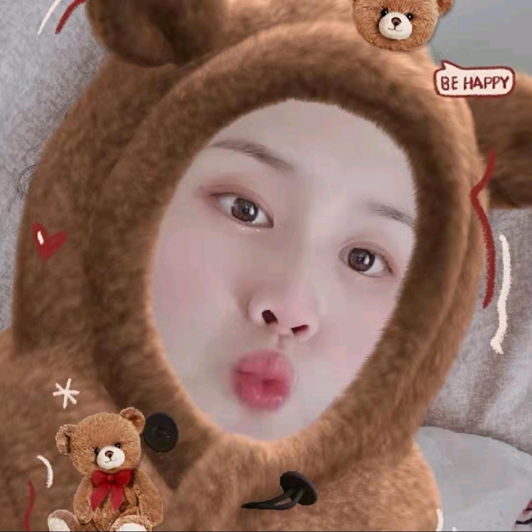 诗诗爱吃百香果.y